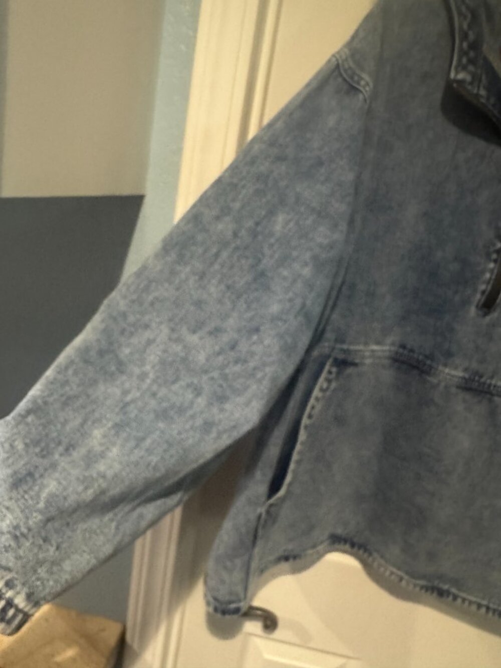 NWT SHEIN CURVE PLUS SIZE UP TO 3XL DENIM KANGAROO POCKET HOODIE - Picture 2 of 3